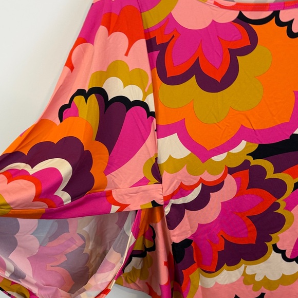 Trina Turk Colorful Floral Batwing Sleeve coverup size S - Picture 6 of 10